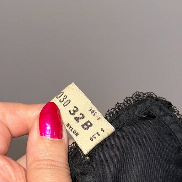 Vtg 50s Radiant Bra Charmfit of Hollywood Low No Back Bra Black Size 32 B - Picture 4 of 9